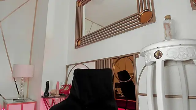 Snapshot of Charlie_Doll chatting on 03.06.25 Charlie Doll online show from 03.06.25