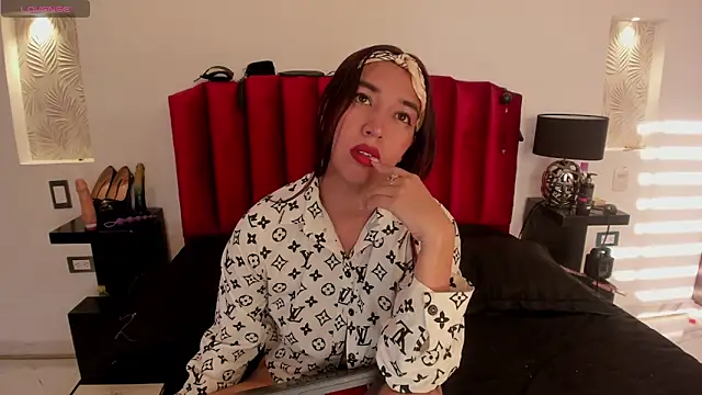 Violeta Roa online show from 01.18.25