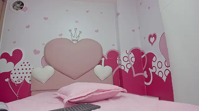 AngelStonne  online show from 02.21.25