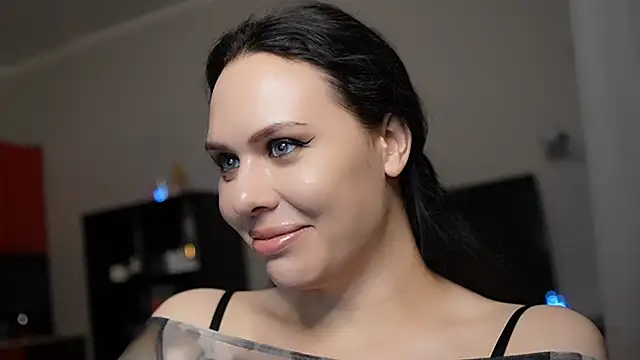 MollyCheiz online show from 12.25.24