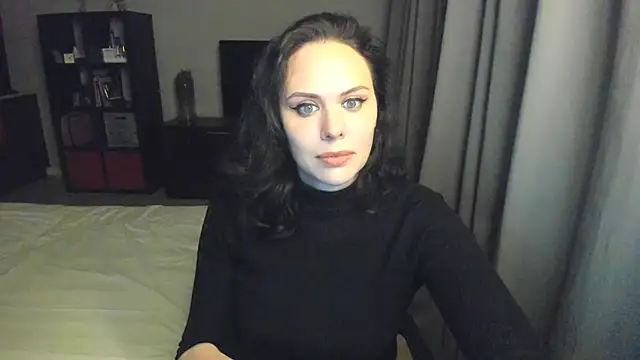 MollyCheiz online show from 01.18.25
