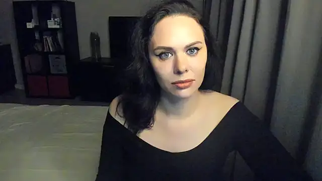 MollyCheiz online show from 02.27.25