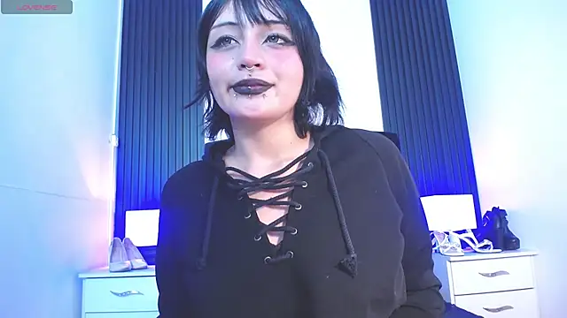 honney dark online show from 02.20.25