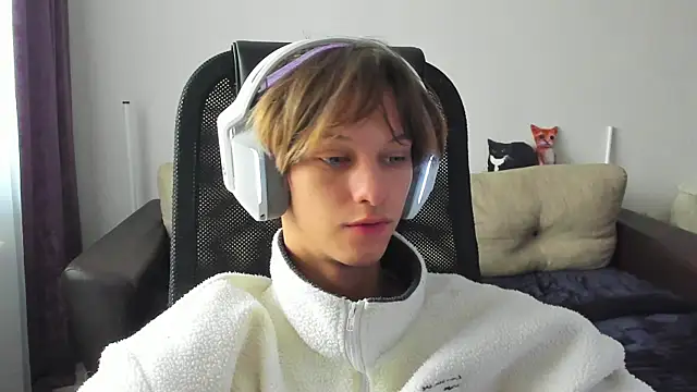 Ostin meow online show from 09.29.25