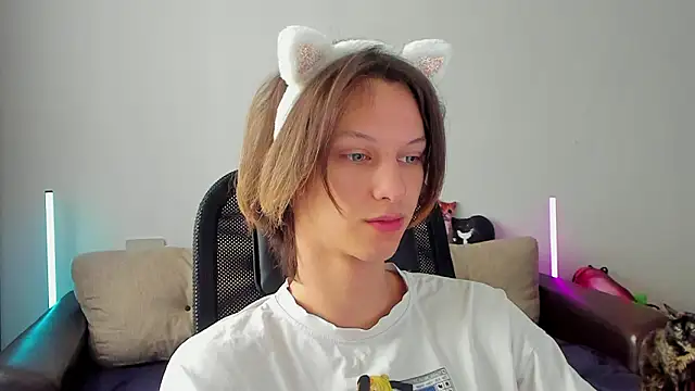 Ostin meow online show from 03.05.26