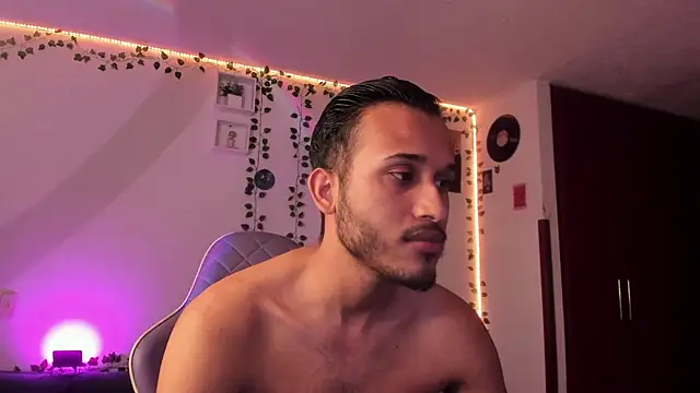 Raf brunette online show from 02.02.25