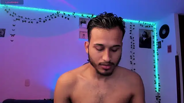 Raf brunette online show from 03.04.25