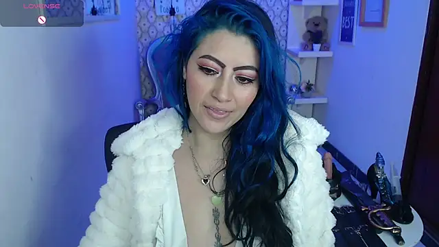 Snapshot of scarleth_blue chatting on 01.23.25 scarleth blue online show from 01.23.25