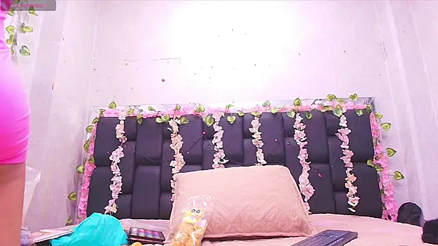 canela oss online show from 10.08.25