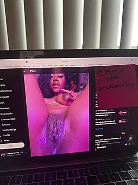 CookieeKawaiix online show from 02.19.25