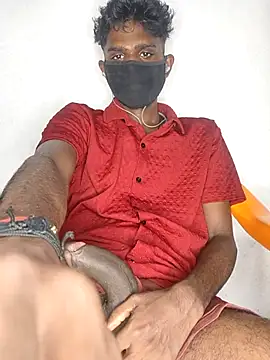 Snapshot of kunnapaltamilfrom chatting on 10.13.25 kunnapaltamilfrom online show from 10.13.25