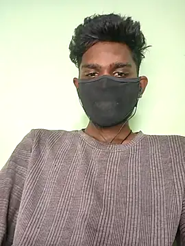 Snapshot of kunnapaltamilfrom chatting on 10.31.25 kunnapaltamilfrom online show from 10.31.25