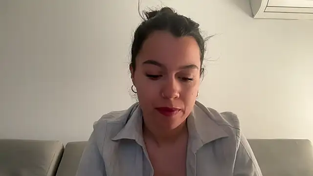 AmaraBella69 online show from 02.10.25