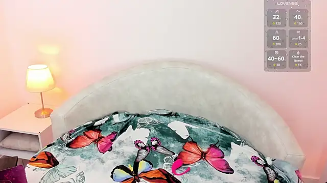 anna lorenss online show from 12.18.25