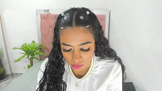 Abby Moss2 online show from 02.07.25