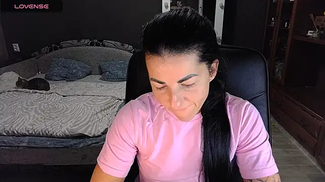 Aria Dl online show from 11.27.25