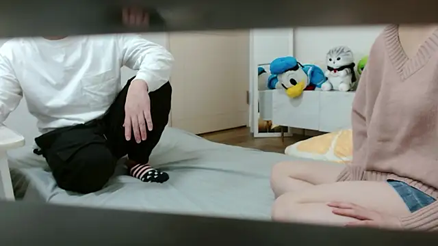 Snapshot of undo-busoku69 chatting on 02.13.25 undo-busoku69 online show from 02.13.25