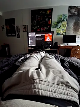 stev3w online show from 10.15.25