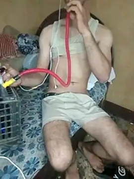 Snapshot of LOOLOOO123123 chatting on 10.18.25 LOOLOOO123123 online show from 10.18.25