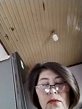 Snapshot of Baby-tits2024 chatting on 09.16.25 Baby-tits2024 online show from 09.16.25