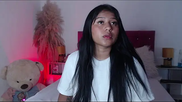 alinakiss online show from 12.22.24