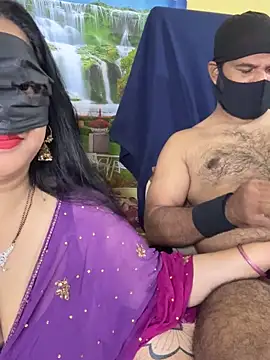 Snapshot of vinky05 chatting on 09.18.25 vinky05 online show from 09.18.25