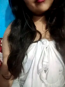 Snapshot of Love-Veronica chatting on 05.09.26 Love-Veronica online show from 05.09.26