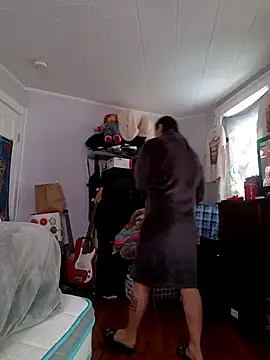 ChuckyyDee online show from 04.13.26