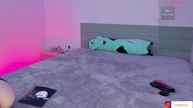 Lust One  online show from 04.04.26