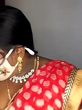 Sexy Radhikaa online show from 03.18.25