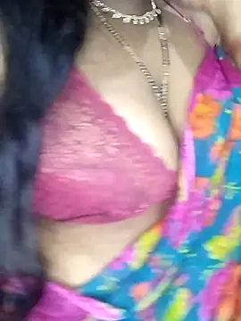 Snapshot of Sexy_Radhikaa chatting on 01.07.26 Sexy Radhikaa online show from 01.07.26