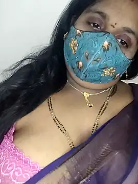 Sexy Radhikaa online show from 03.17.26