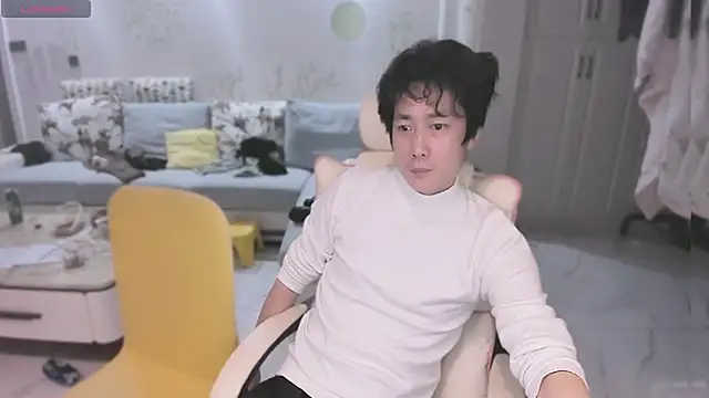 Snapshot of Guo798 chatting on 12.04.24 Guo798 online show from 12.04.24