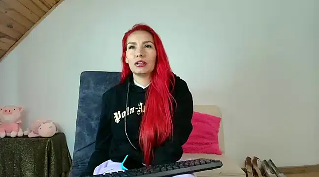 Snapshot of Carol_love0411 chatting on 12.28.24 Carol love0411 online show from 12.28.24