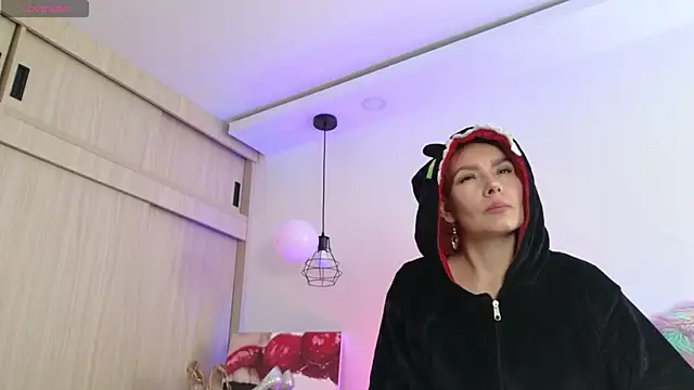 Carol love0411 online show from 02.20.26