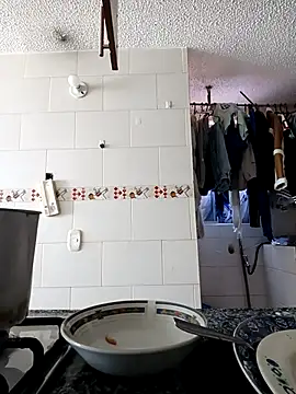 laura arias018 online show from 09.19.25