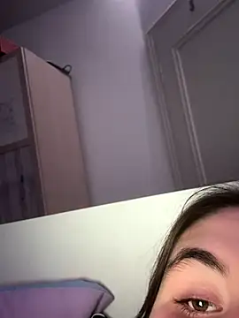 Snapshot of hotiee chatting on 12.02.24 hotiee online show from 12.02.24