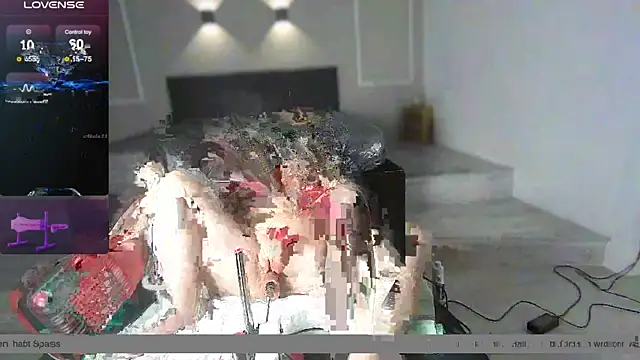 Snapshot of Inked_blondi chatting on 02.18.25 Inked blondi online show from 02.18.25