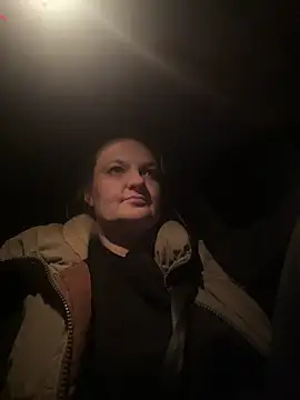 Snapshot of Inked_blondi chatting on 02.28.25 Inked blondi online show from 02.28.25