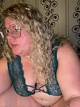 CurvyAnonymousGirl89 online show from 01.15.25