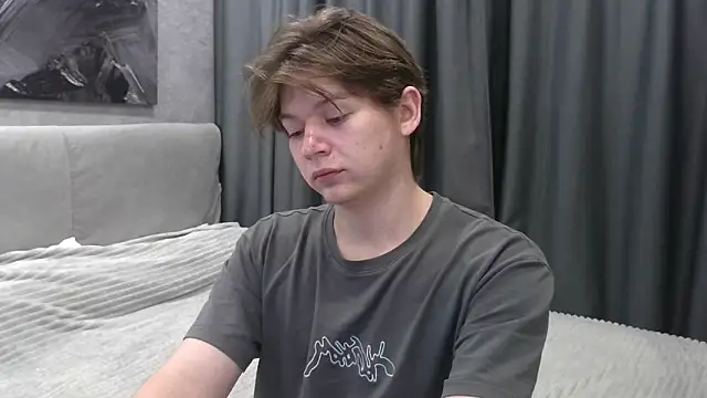 W N G S online show from 10.05.25