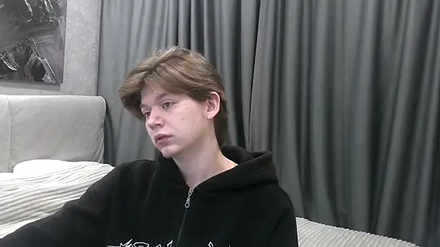 W N G S online show from 10.09.25