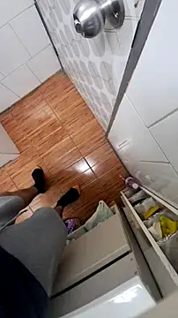 tula chyk online show from 10.14.25