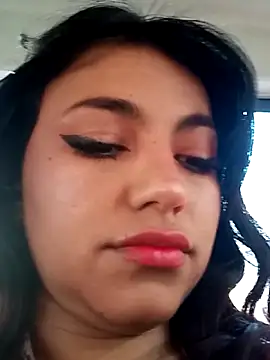 Naomy veracruz  online show from 11.07.25