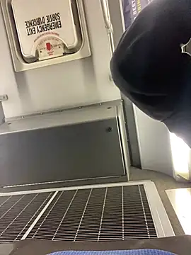 Snapshot of Fuckboy4public chatting on 12.17.24 Fuckboy4public online show from 12.17.24