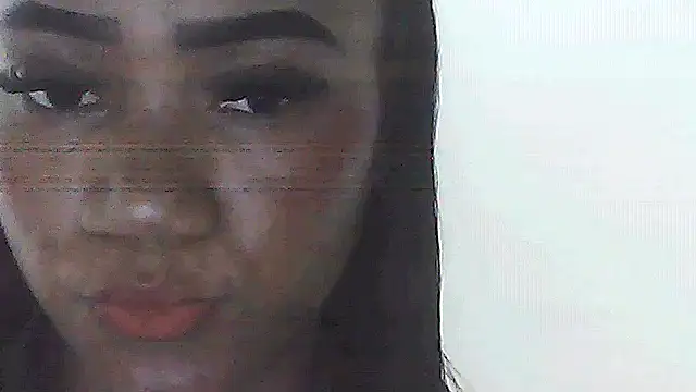 Snapshot of Fariana01 chatting on 05.03.26 Fariana01 online show from 05.03.26