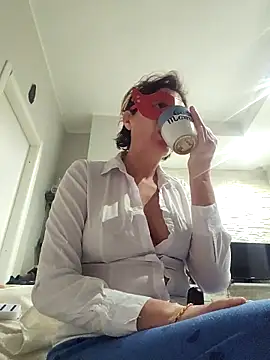 Vagabondainnamorata online show from 03.28.26