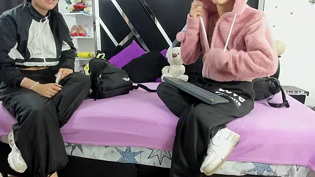 abby eemily online show from 10.07.25