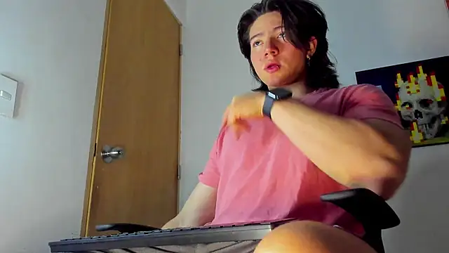 AngelBennet  online show from 10.21.25