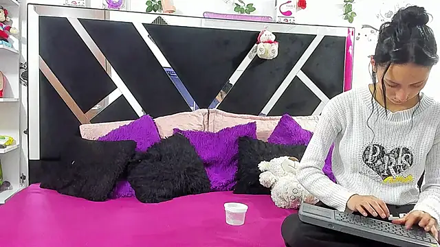 thedream girls online show from 09.19.25